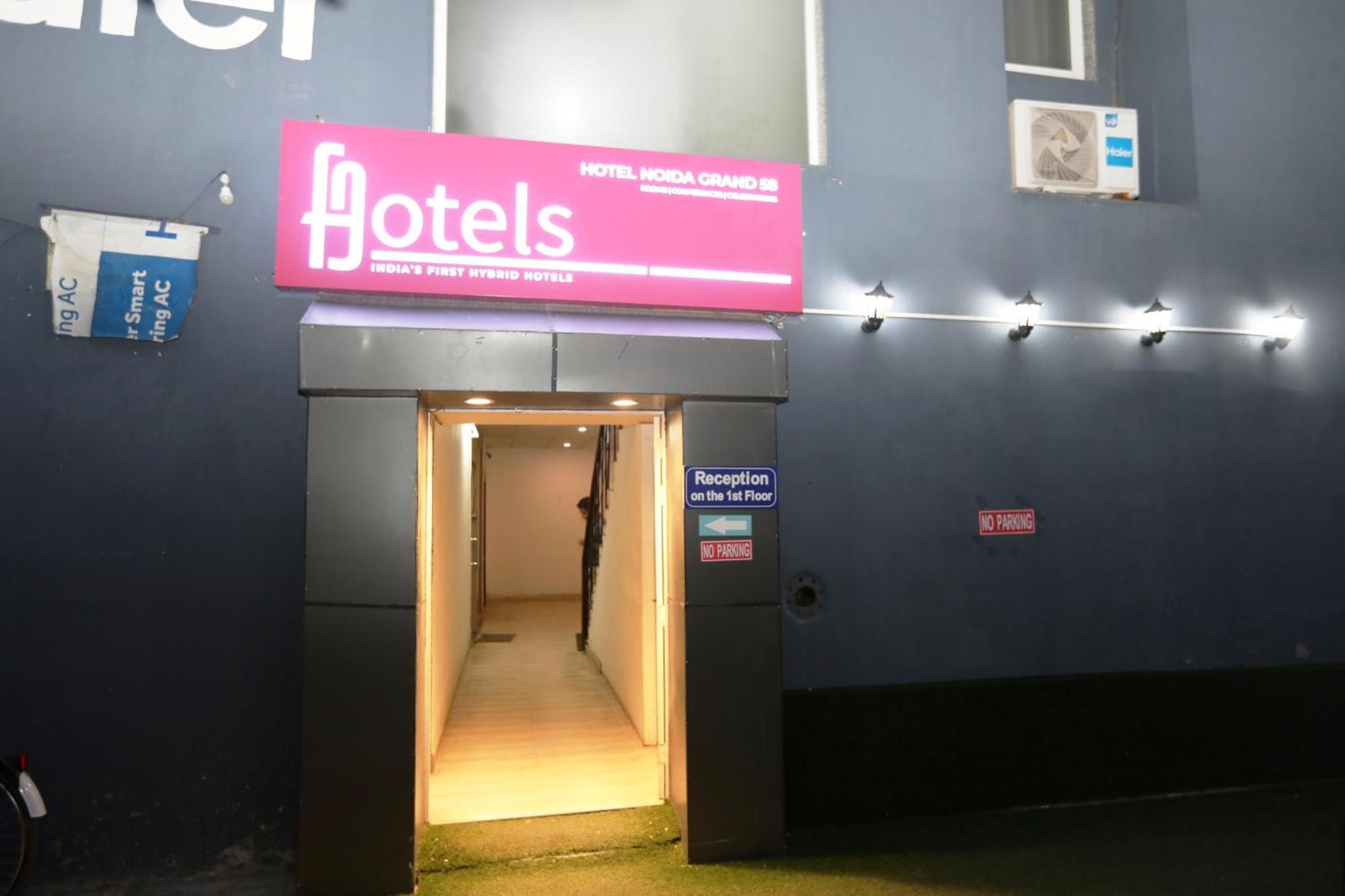 Hotel Noida Grand Sec 58 Экстерьер фото